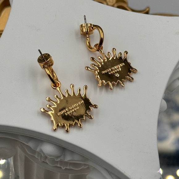 🆕 KURT GEIGER LONDON 🧿 NWOT Evil Eye Huggie Earrings - Picture 16 of 16